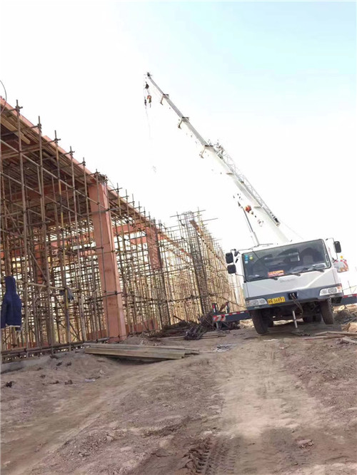 临翔区吊车作业的安全注意事项有哪些？