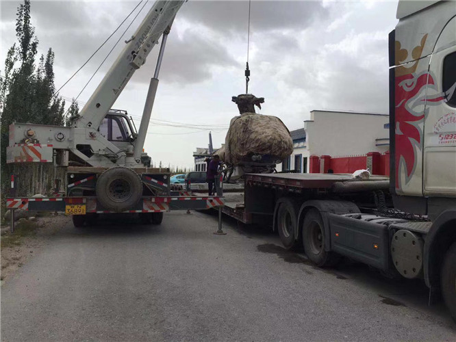 临翔区狭窄场地（如小区、车间）适合用哪种吊车？